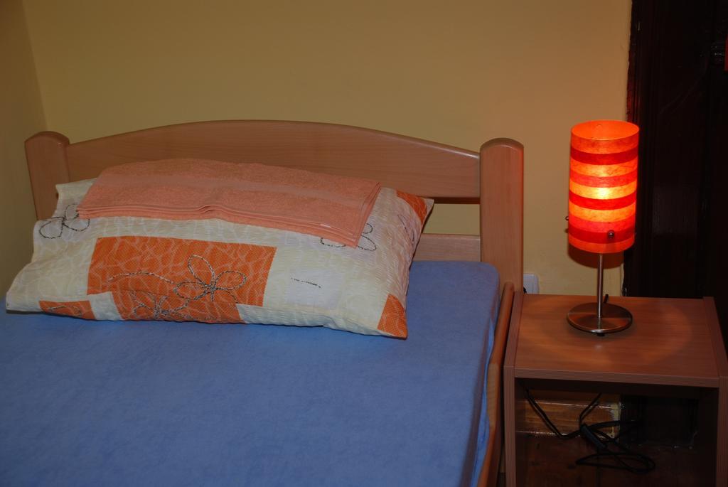 Central Station Hostel Beograd Bagian luar foto