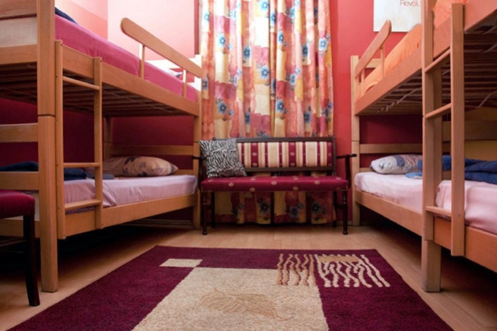 Central Station Hostel Beograd Bagian luar foto